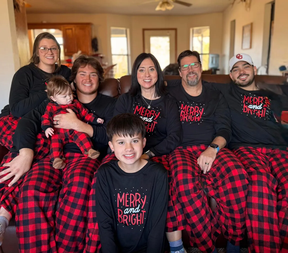 Jeanna Spotlight photo - Family